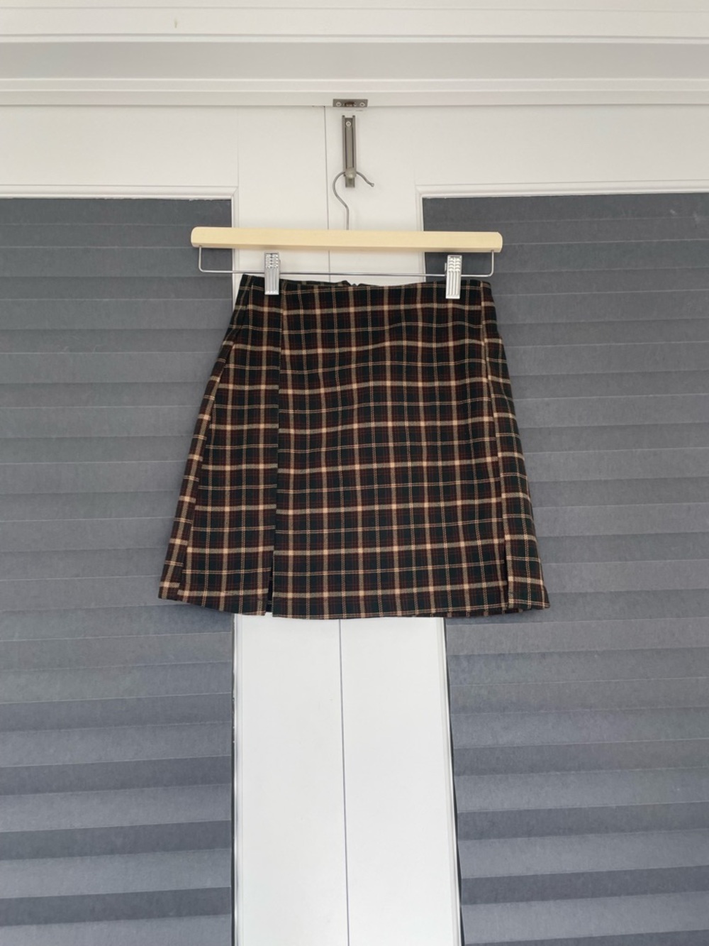 Brandy Melville Black and Brown Plaid Mini Skirt